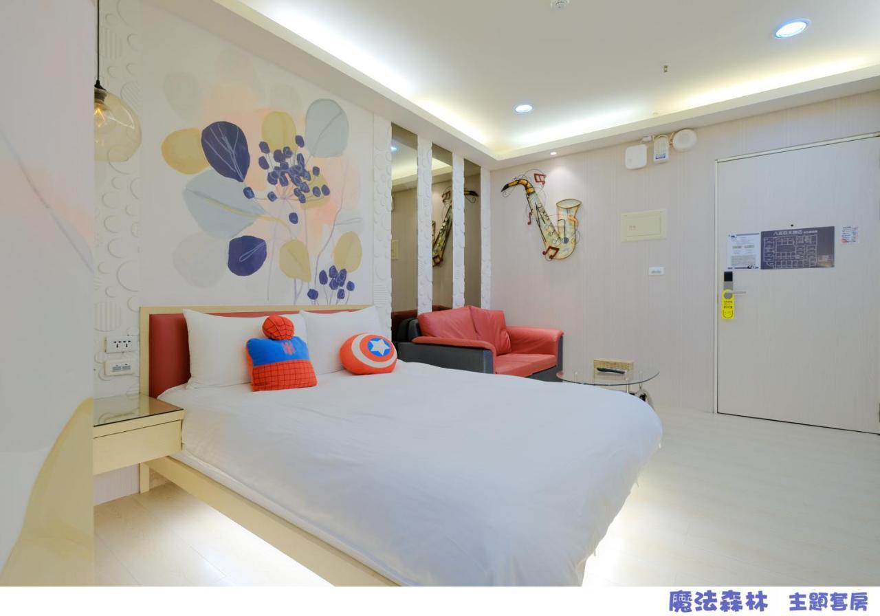 85 Asia Hotel Kaohsiung Bagian luar foto