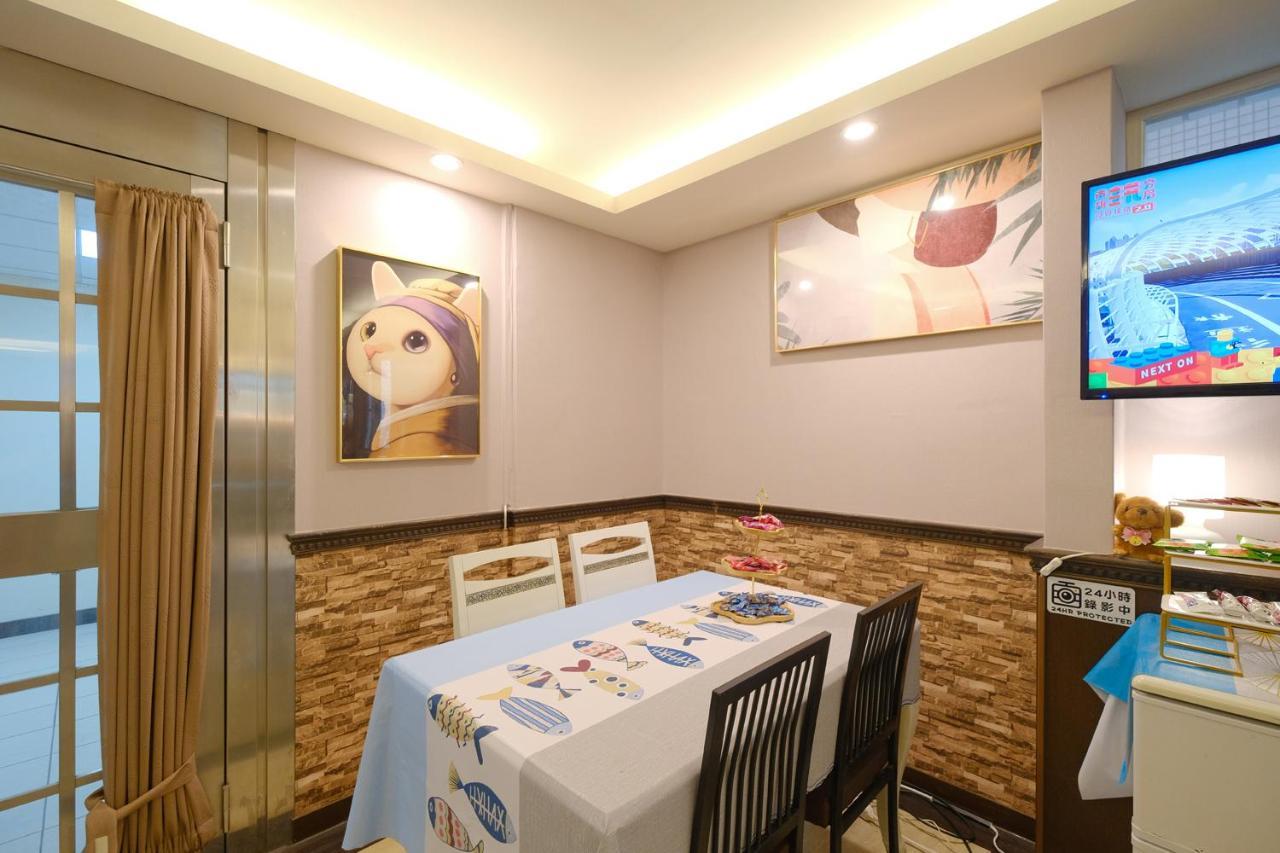 85 Asia Hotel Kaohsiung Bagian luar foto