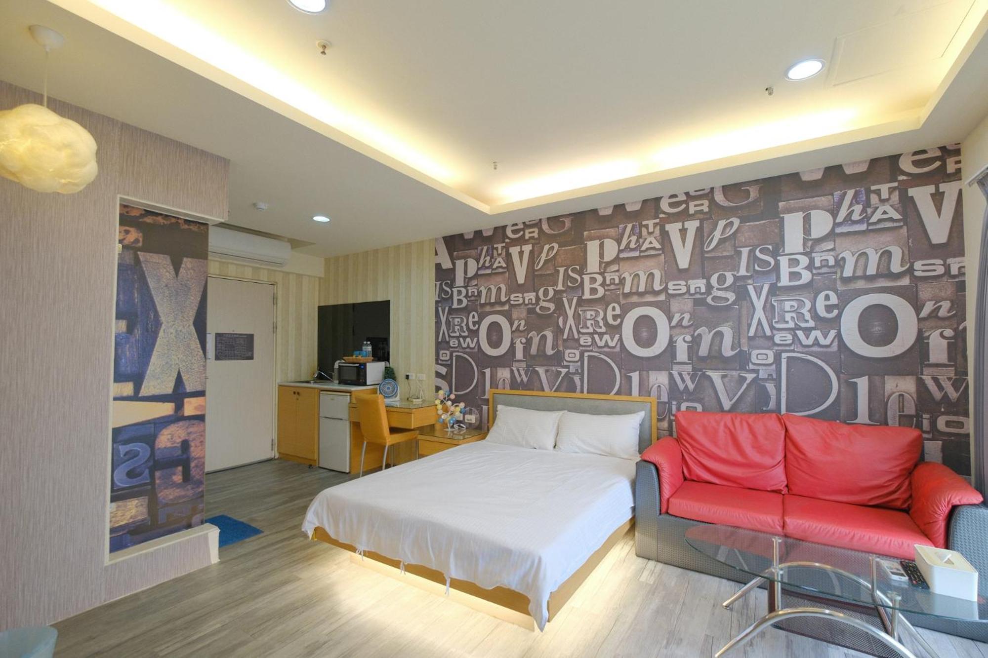 85 Asia Hotel Kaohsiung Bagian luar foto