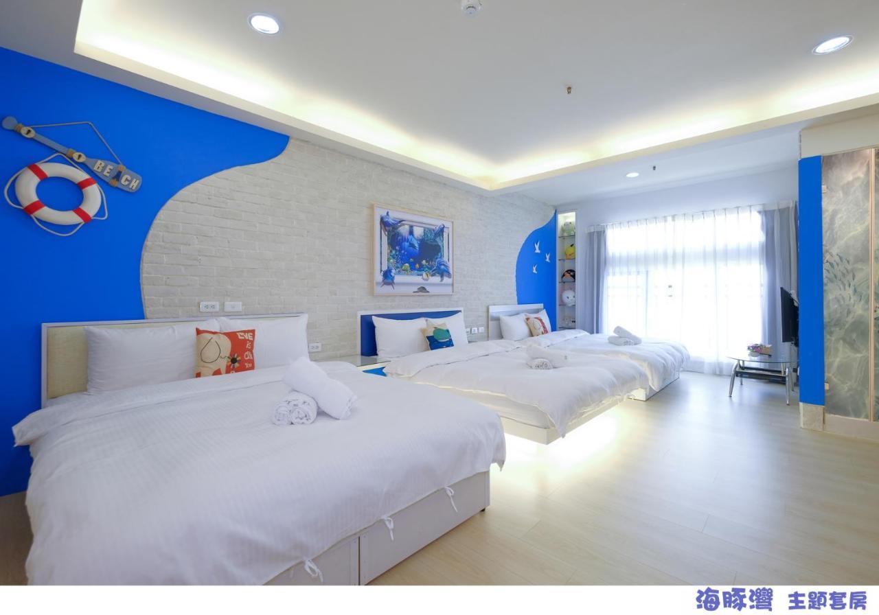 85 Asia Hotel Kaohsiung Bagian luar foto