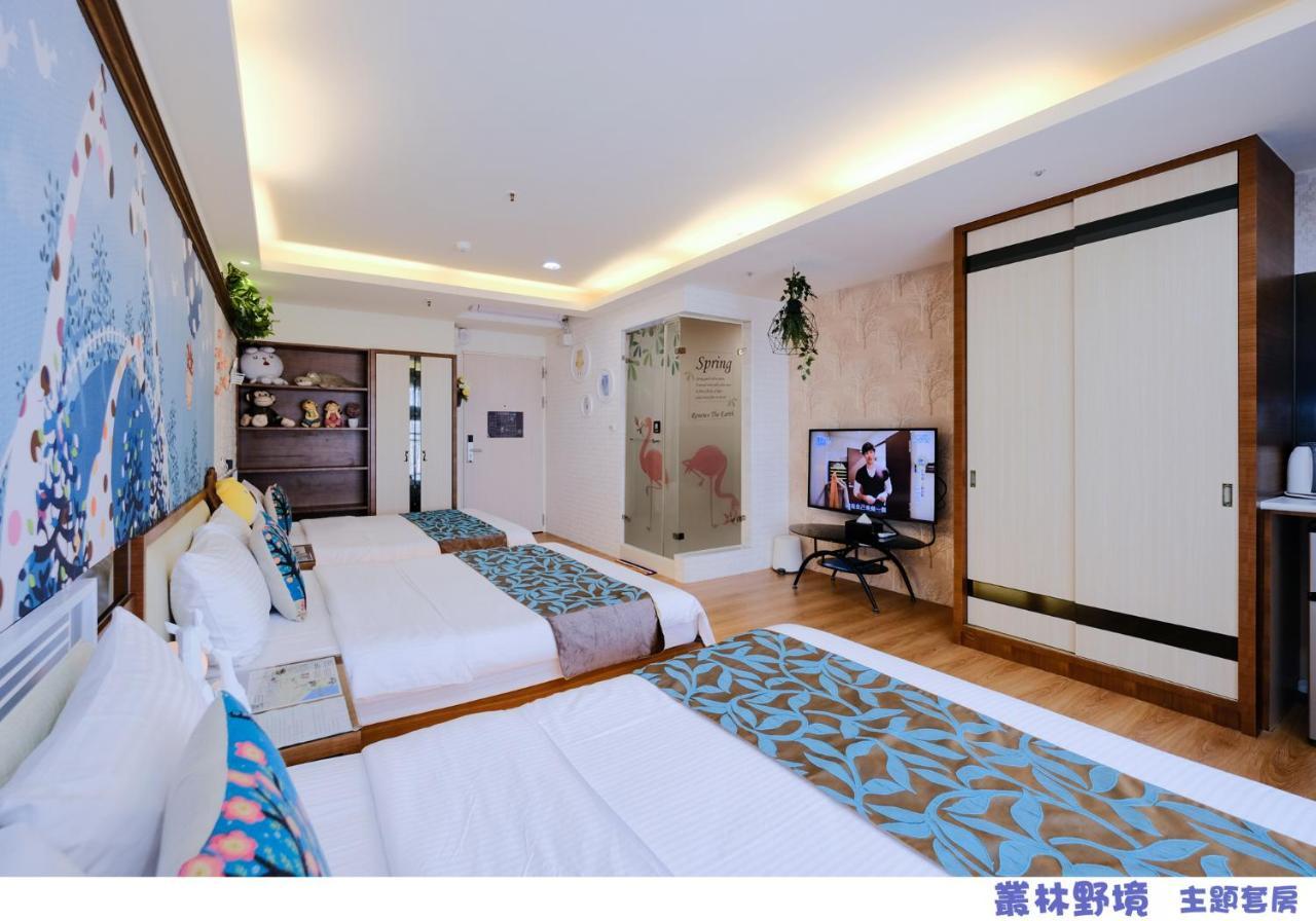 85 Asia Hotel Kaohsiung Bagian luar foto